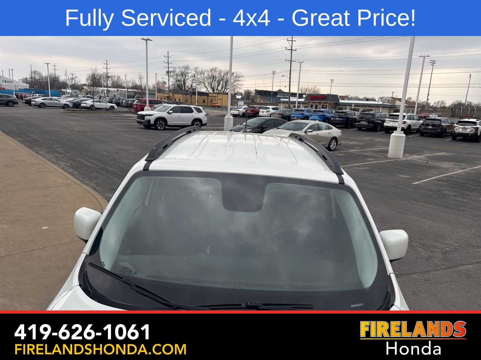 Used 2017 Jeep Renegade Latitude w/ Popular Equipment Group image 9