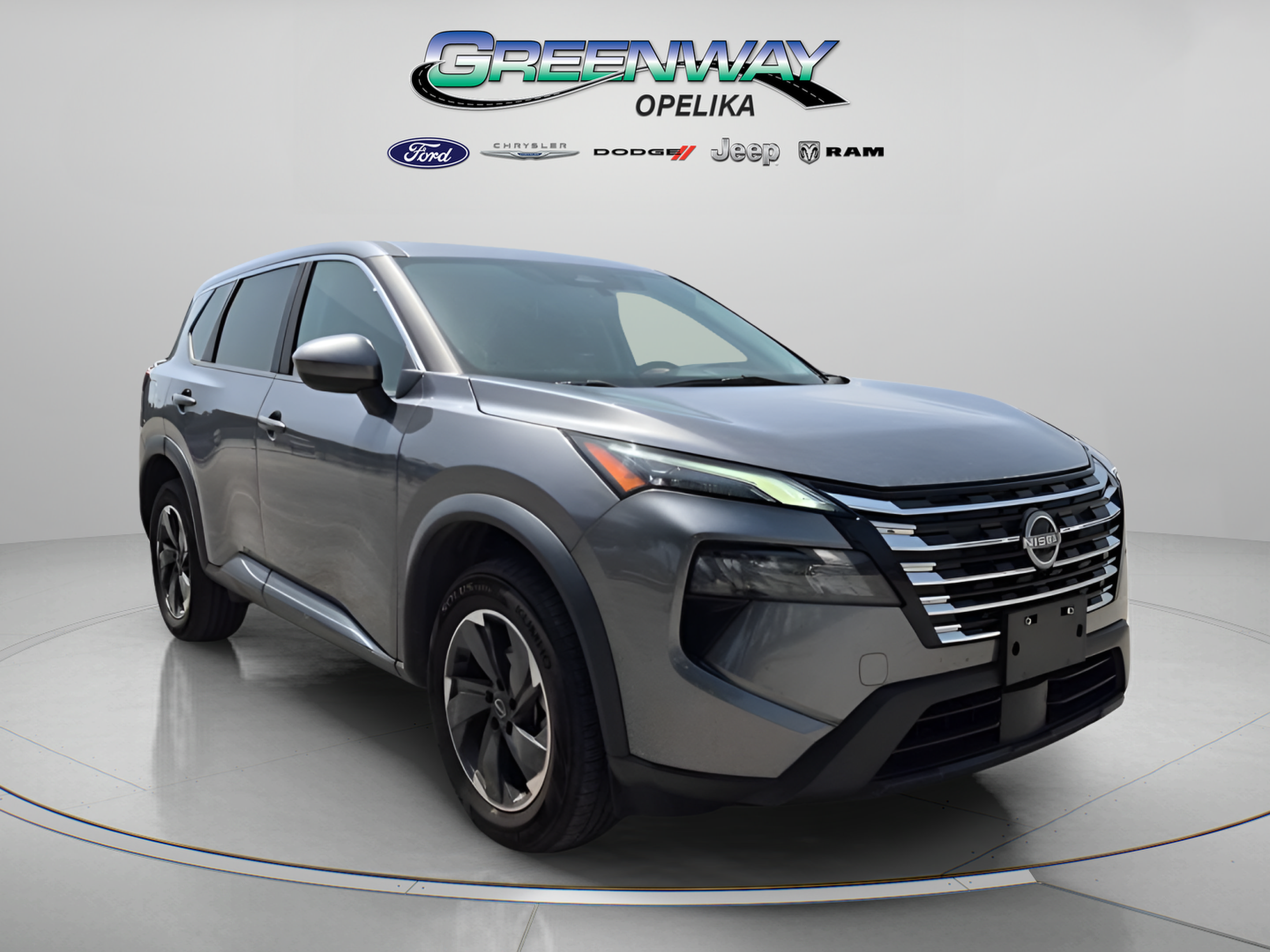 Used 2024 Nissan Rogue SV