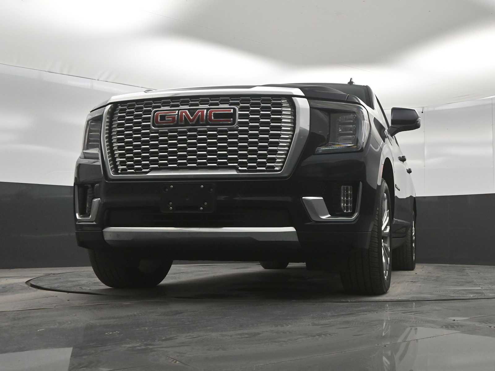Used 2023 GMC Yukon XL Denali w/ Max Trailering Package AWD/4WD image 38