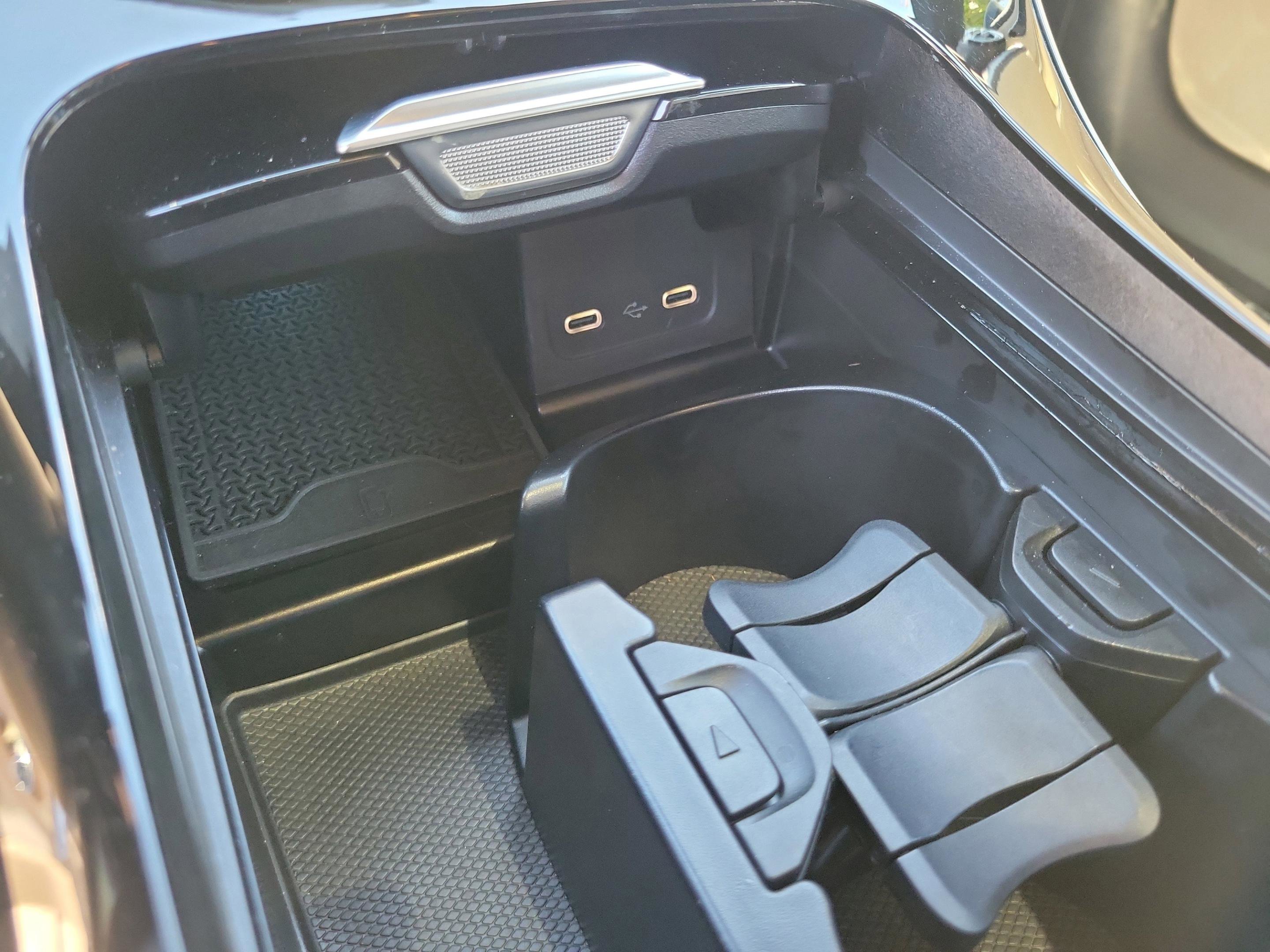 Certified 2026 Mercedes-Benz CLE 300 4MATIC Coupe image 21