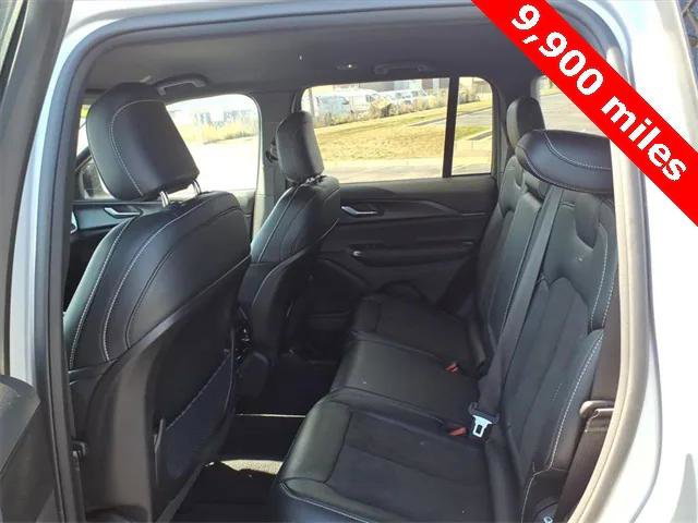 Certified 2023 Jeep Grand Cherokee Altitude image 8