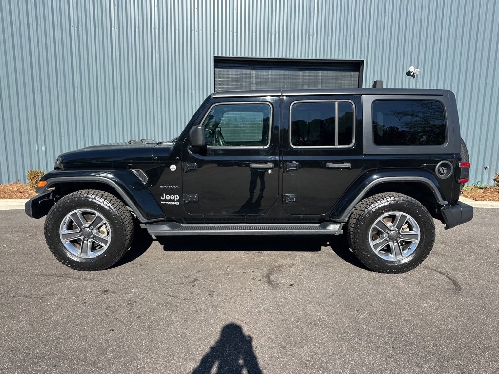 Used 2018 Jeep Wrangler Unlimited Sahara w/ LED Lighting Group image 4
