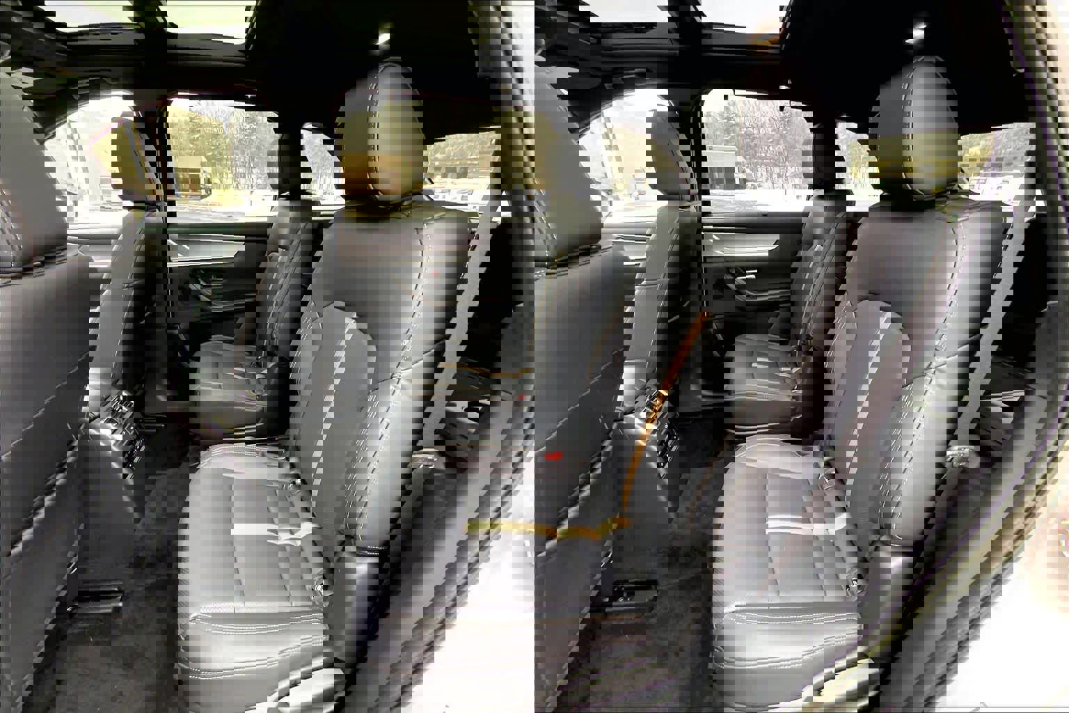 Used 2024 MAZDA CX-90 3.3 Turbo S w/ Premium Package image 21