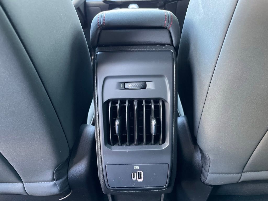 Used 2024 Dodge Hornet R/T AWD/4WD image 28