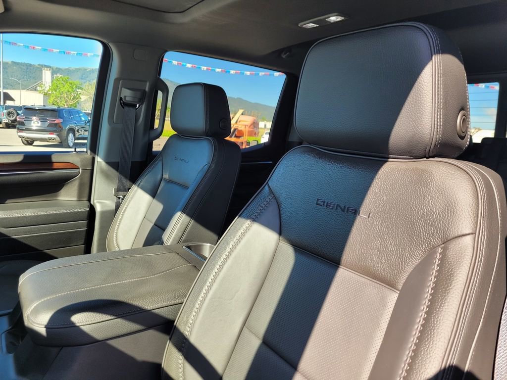 New 2026 GMC Sierra 1500 Denali w/ Denali Reserve Package image 12