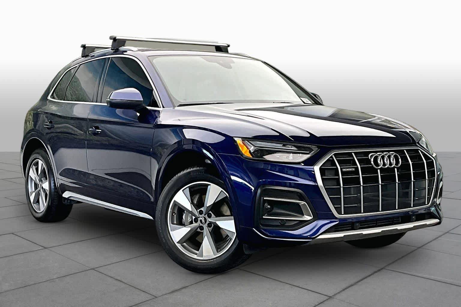 Used 2023 Audi Q5 2.0T Premium w/ Convenience Package AWD/4WD image 3