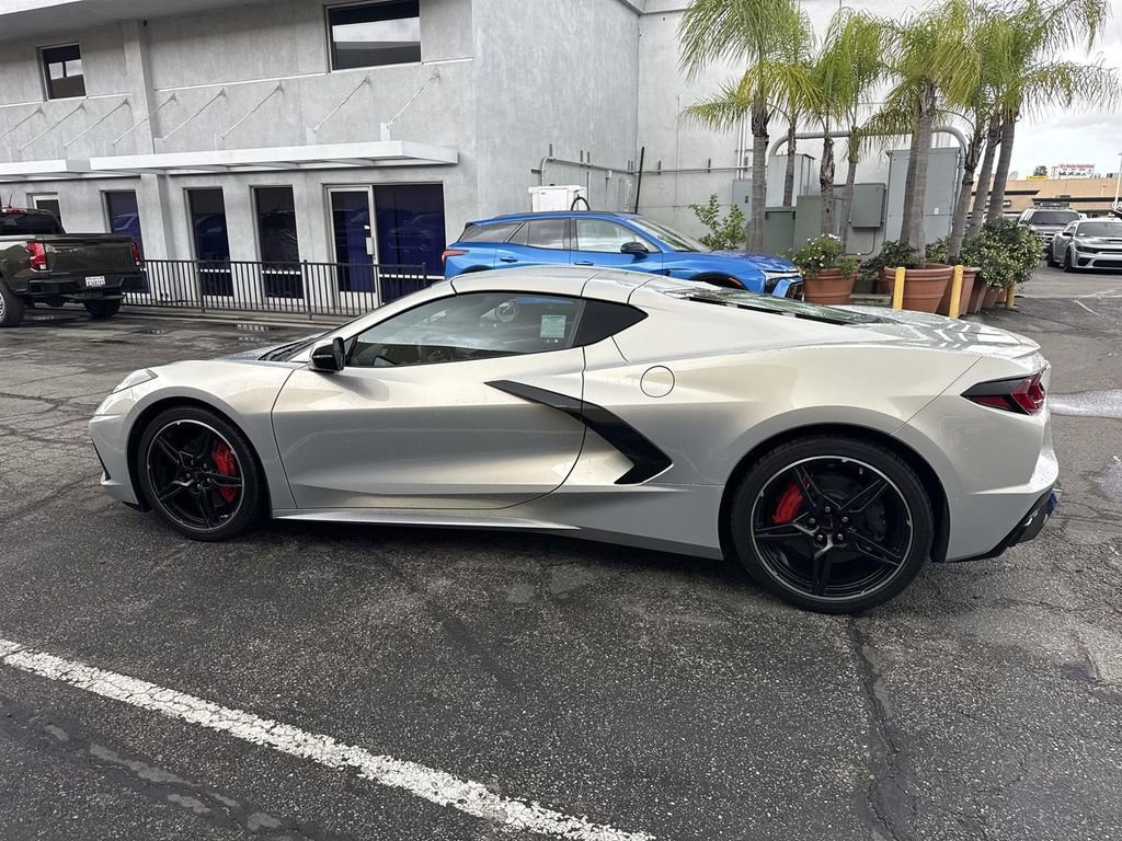Used 2024 Chevrolet Corvette Stingray Preferred Cpe w/ Stealth Interior Trim Package image 6