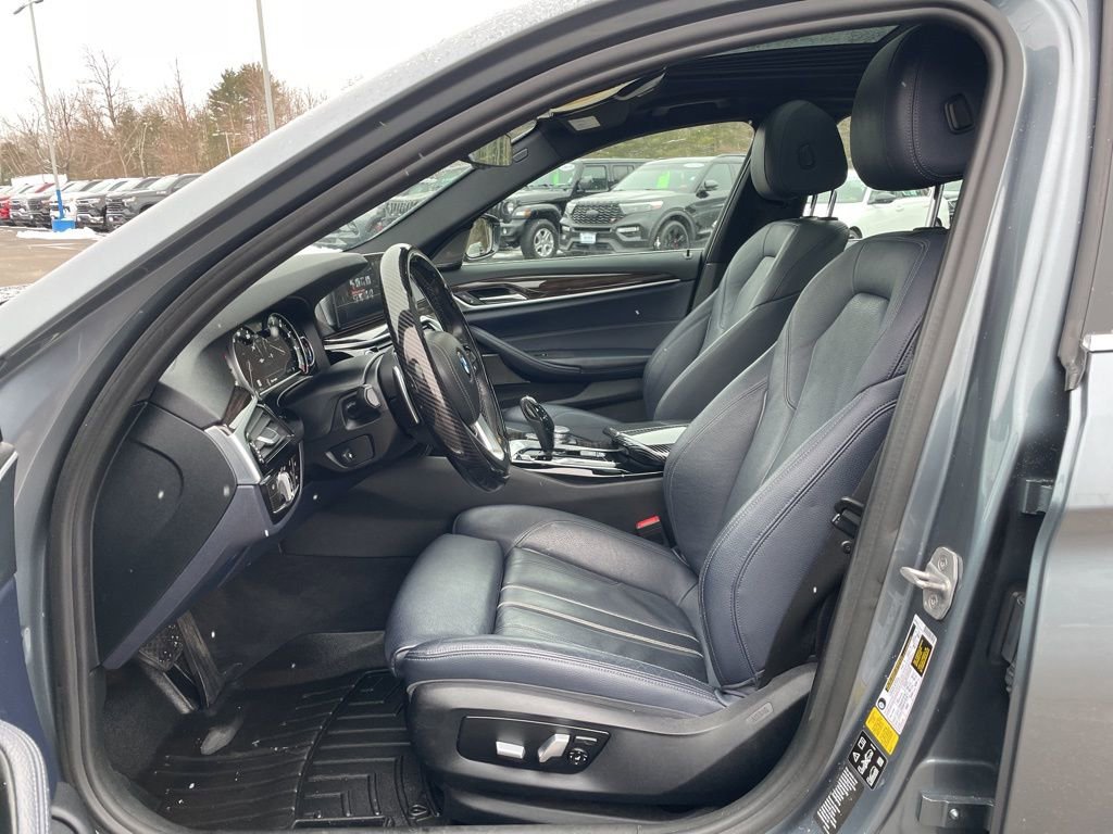 Used 2017 BMW 530i xDrive image 29