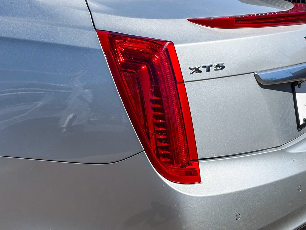 Used 2017 Cadillac XTS Luxury FWD image 36