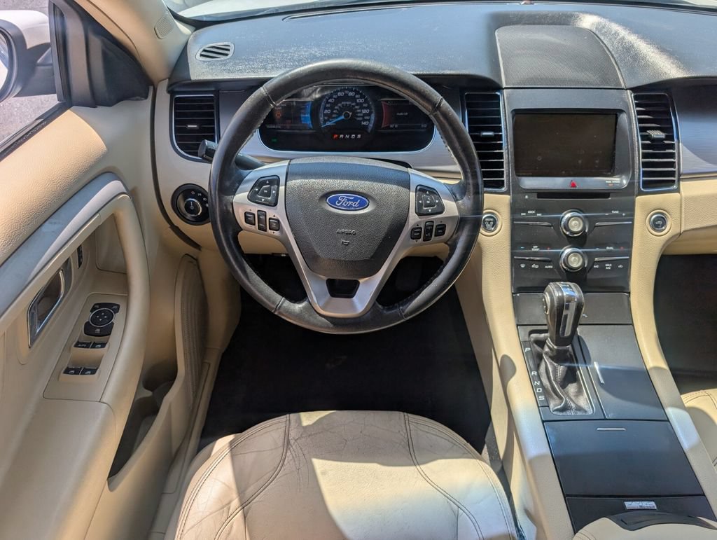 Used 2015 Ford Taurus SEL w/ Equipment Group 201A FWD image 11