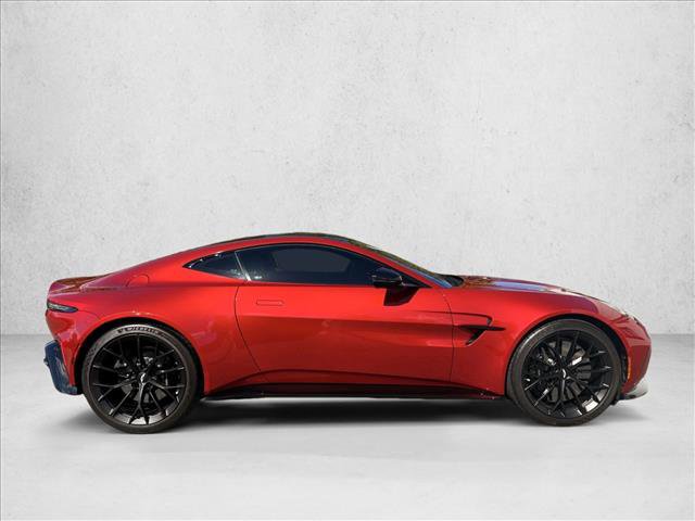 Used 2025 Aston Martin V8 Vantage Coupe image 8