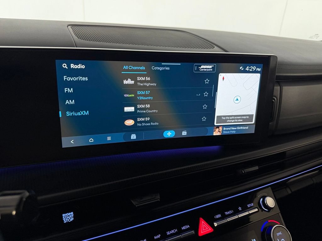 Used 2025 Hyundai Santa Fe Calligraphy AWD/4WD image 16