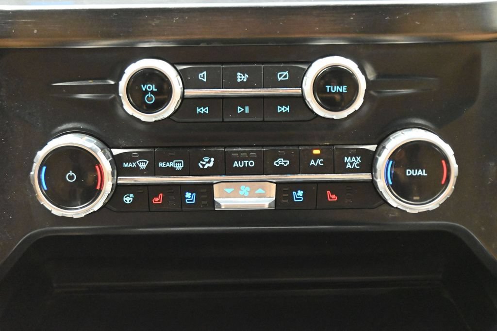 Used 2023 Ford F250 Lariat w/ Chrome Package AWD/4WD image 21