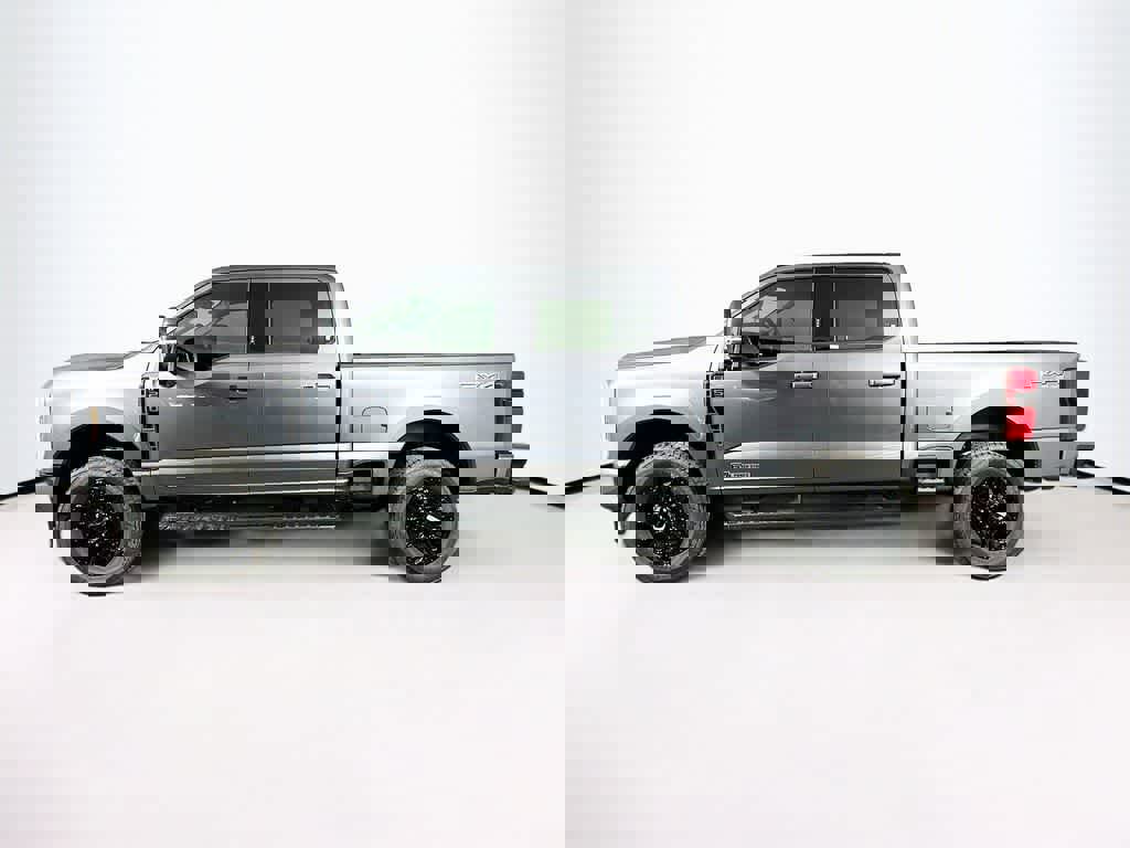 New 2026 Ford F250 XLT w/ XLT Premium Package image 3