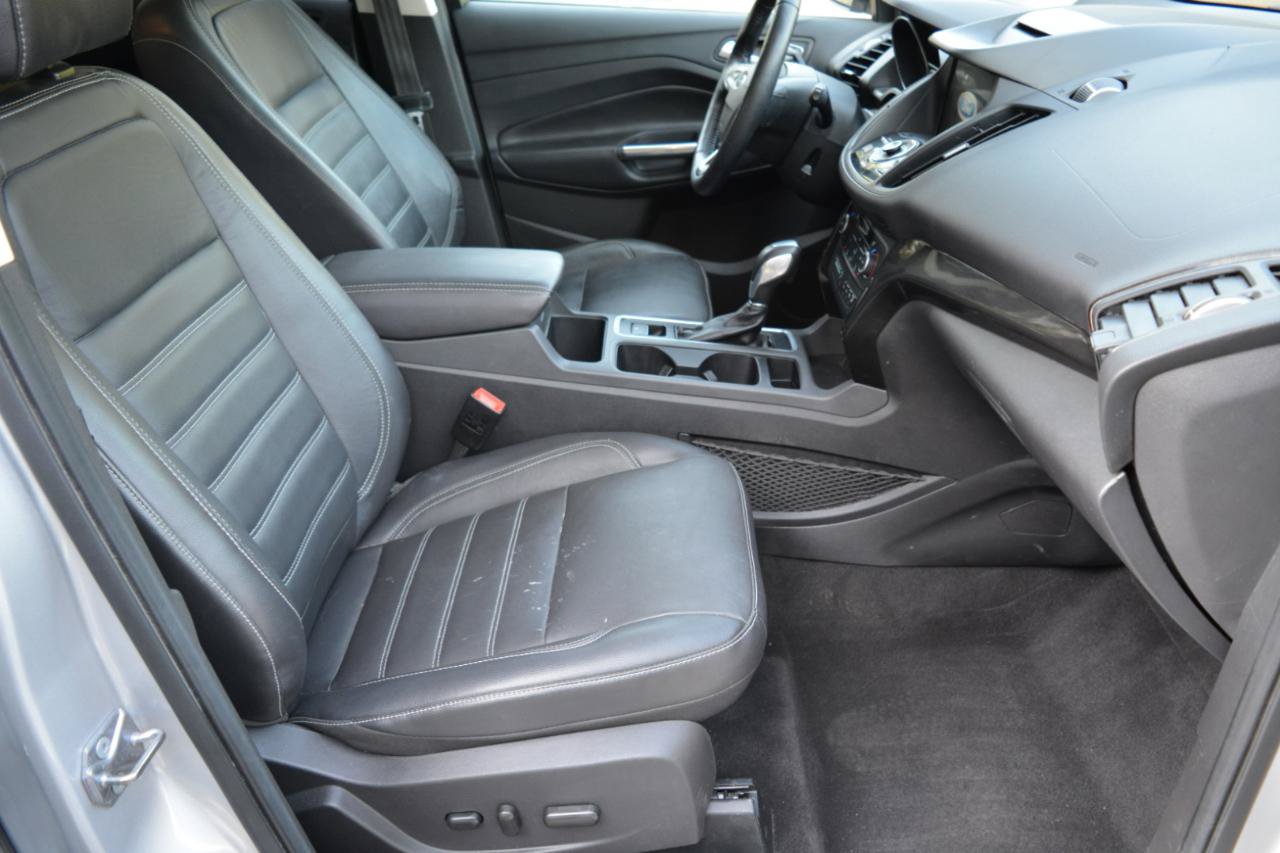 Used 2018 Ford Escape Titanium AWD/4WD image 21
