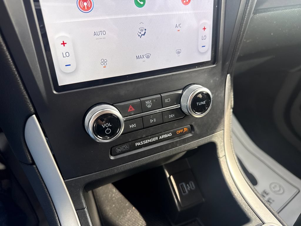 Used 2024 Ford Edge SE AWD/4WD image 33