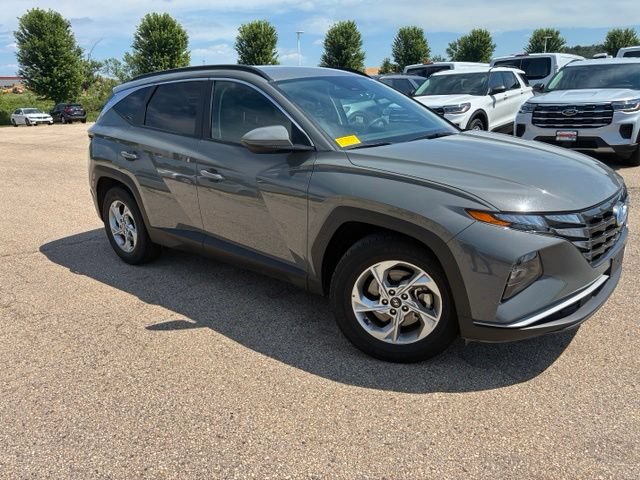 Used 2024 Hyundai Tucson SEL FWD image 2