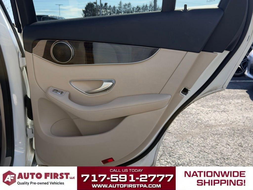 Used 2018 Mercedes-Benz GLC 300 4MATIC image 14