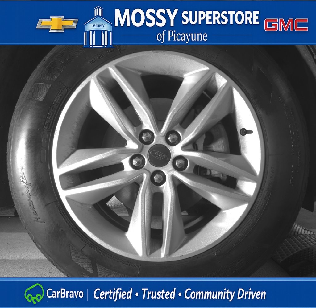 Used 2018 Ford Edge SEL w/ Equipment Group 201A FWD image 14