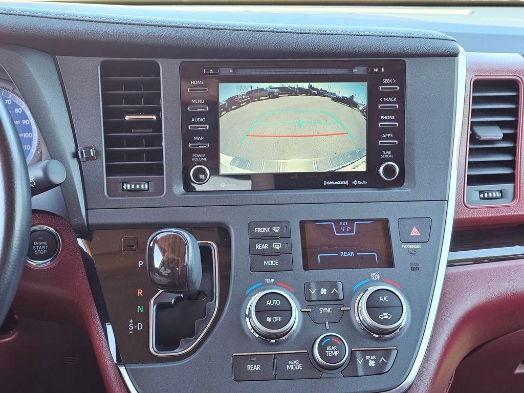 Used 2019 Toyota Sienna XLE w/ XLE Navigation Package image 36
