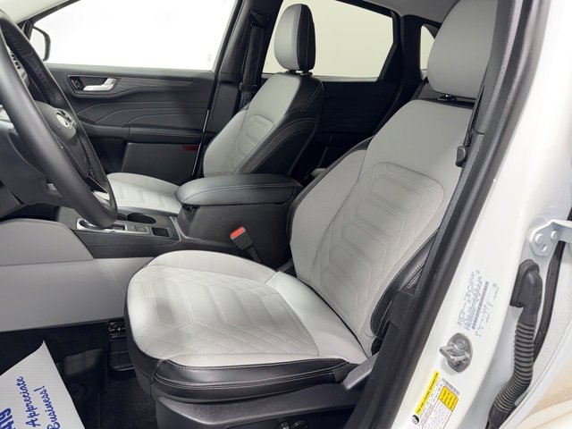 Used 2024 Ford Escape Platinum w/ Premium Technology Package image 14