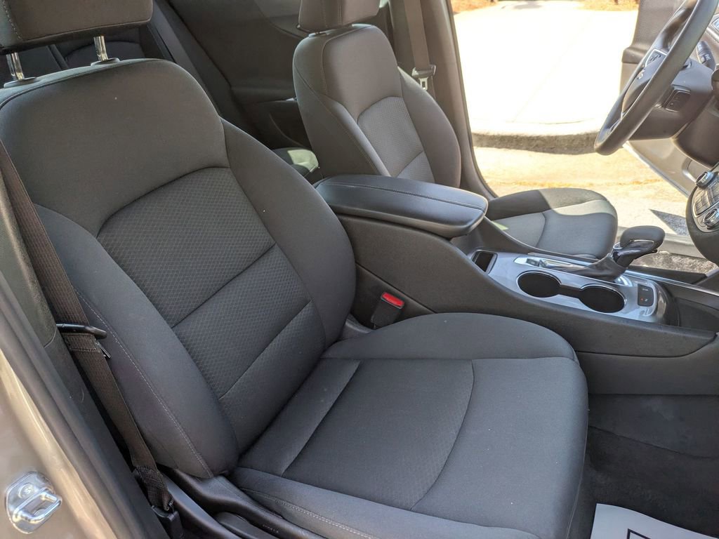 Used 2024 Chevrolet Malibu LT image 29