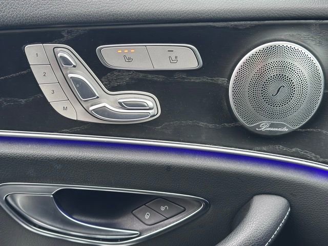 Certified 2018 Mercedes-Benz E 300 4MATIC image 21