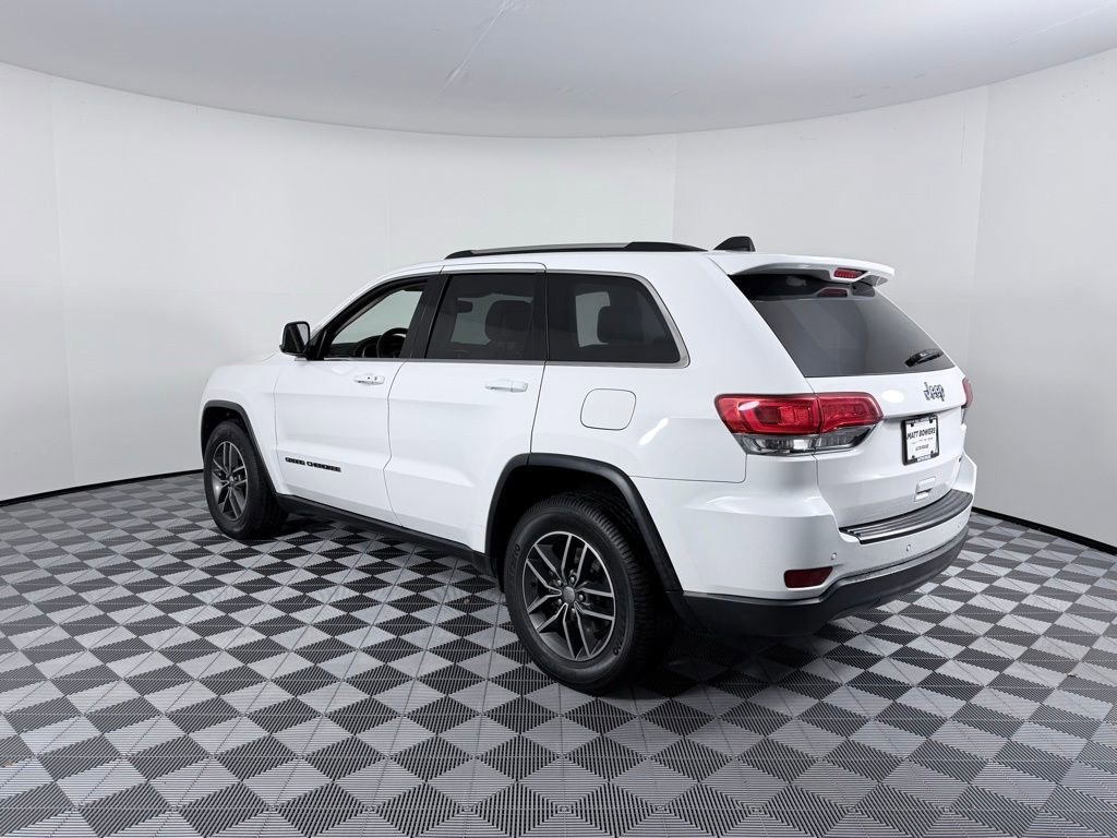 Used 2018 Jeep Grand Cherokee Laredo image 5