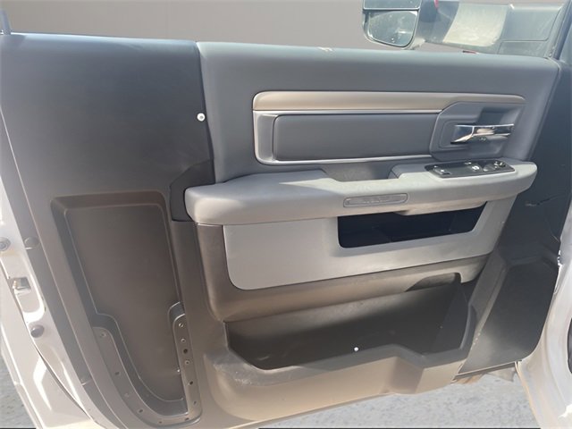 Used 2017 RAM 5500 Tradesman w/ Power Accessory Group image 16