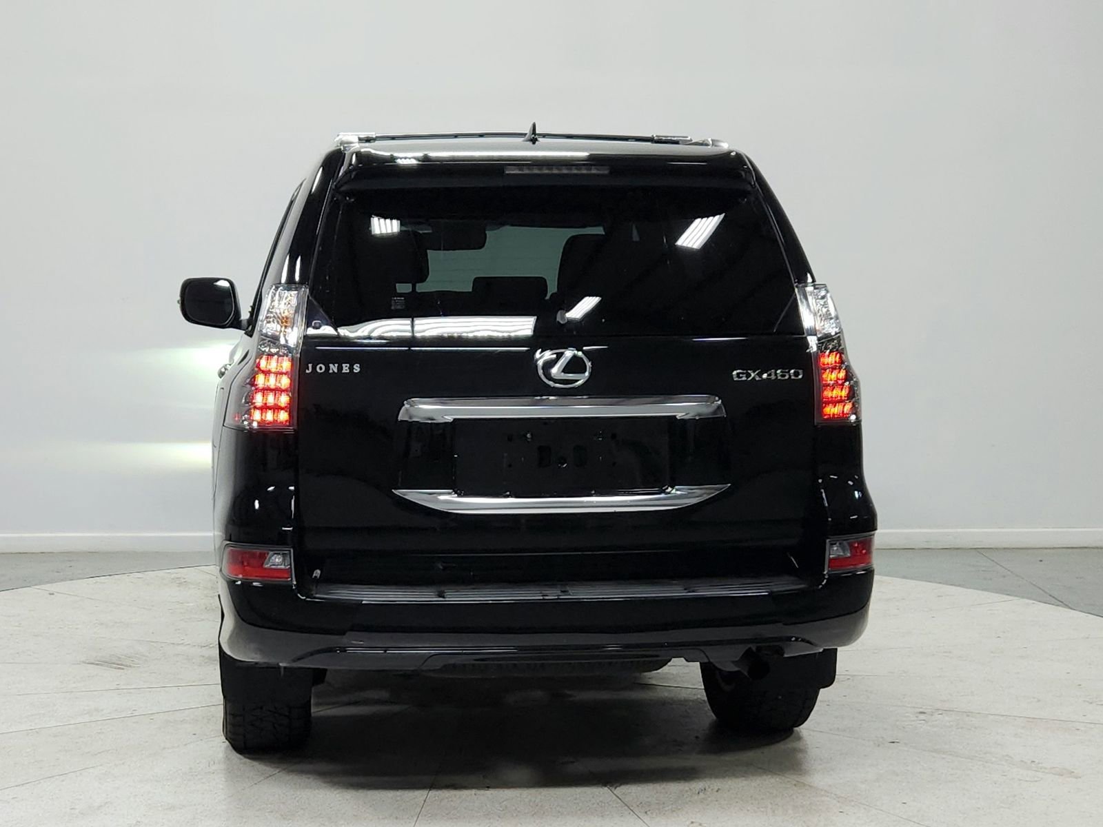 Used 2023 Lexus GX 460 Premium w/ Premium Package image 6