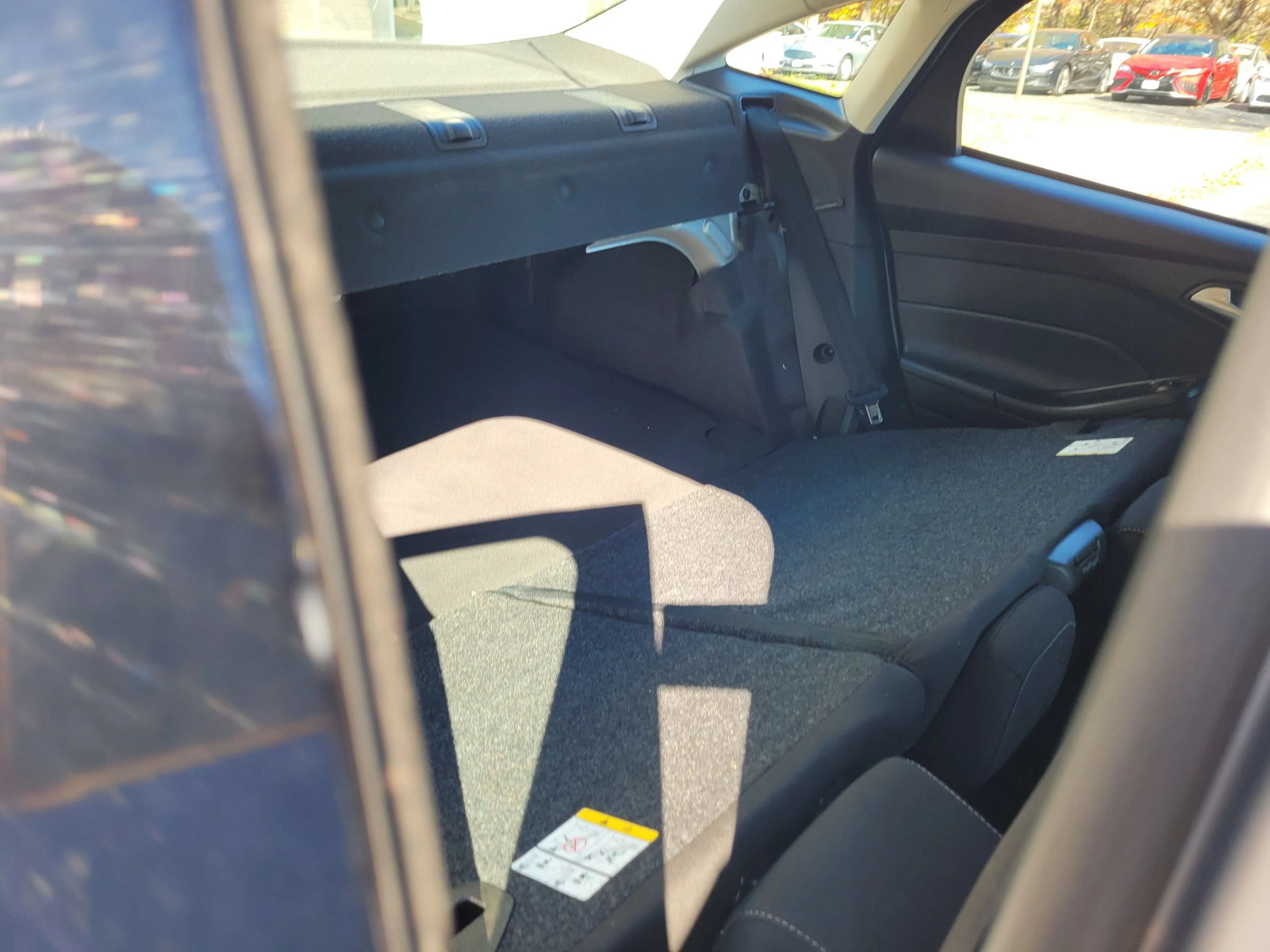 Used 2017 Ford Focus SE FWD image 17