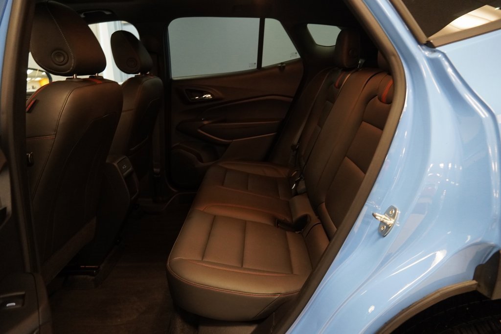Used 2024 Chevrolet Trax RS w/ Sunroof Package image 26