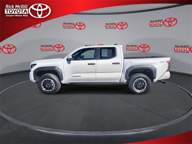 Certified 2025 Toyota Tacoma TRD Off-Road image 5