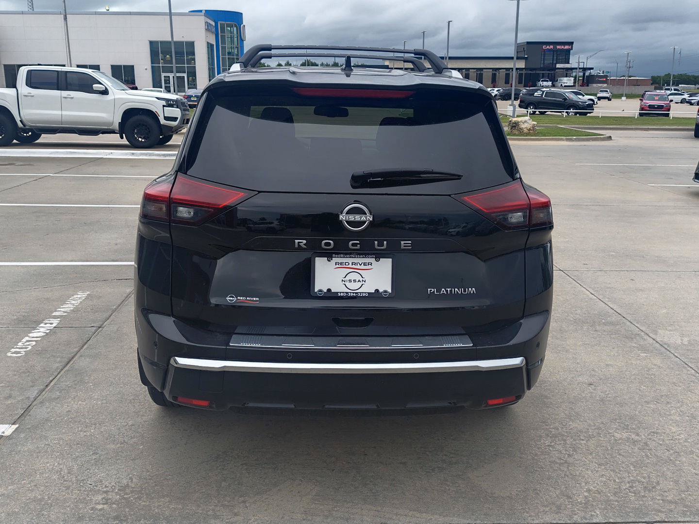Used 2025 Nissan Rogue Platinum w/ Platinum Premium Package FWD image 6