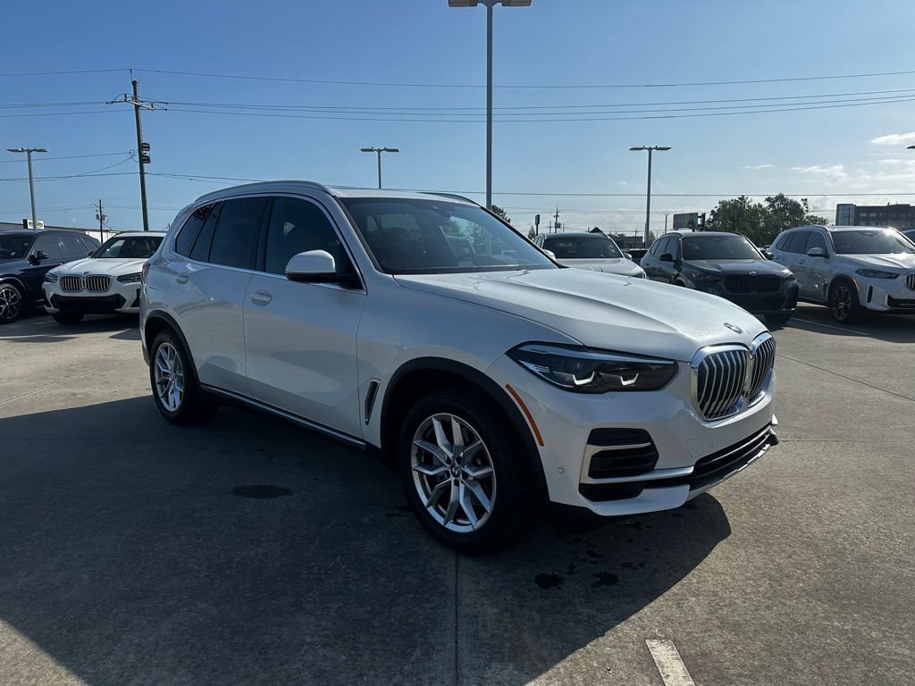 Used 2023 BMW X5 sDrive40i w/ Premium Package image 5