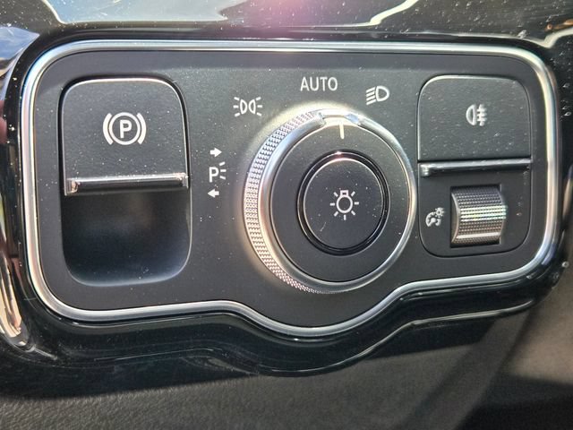 Used 2021 Mercedes-Benz CLA 250 4MATIC image 18