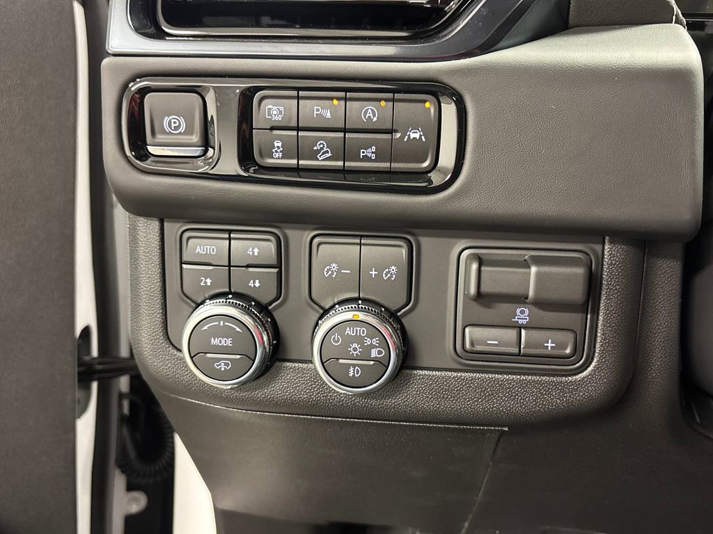 New 2026 GMC Yukon AT4 Ultimate AWD/4WD image 37