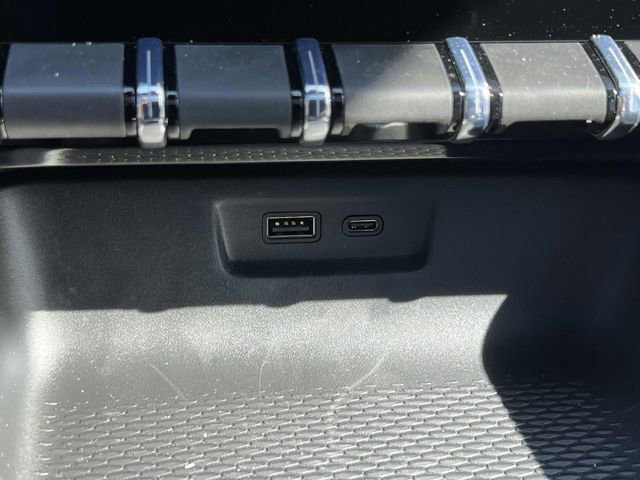 New 2026 GMC Terrain Elevation w/ Elevation Premium Package AWD/4WD image 22