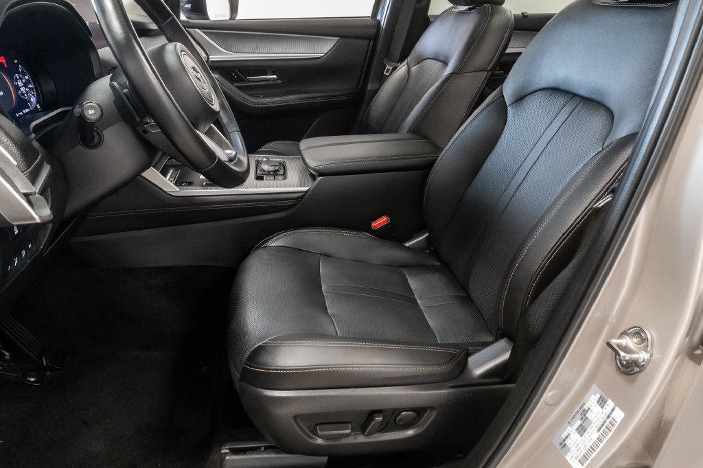 Used 2025 MAZDA CX-90 Plug-In Hybrid w/Premium Sport AWD/4WD image 12