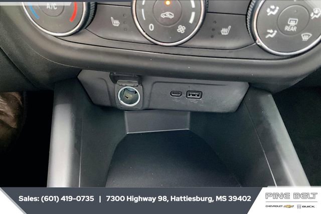 Used 2024 Chevrolet Trax RS w/ Driver Confidence Package image 22