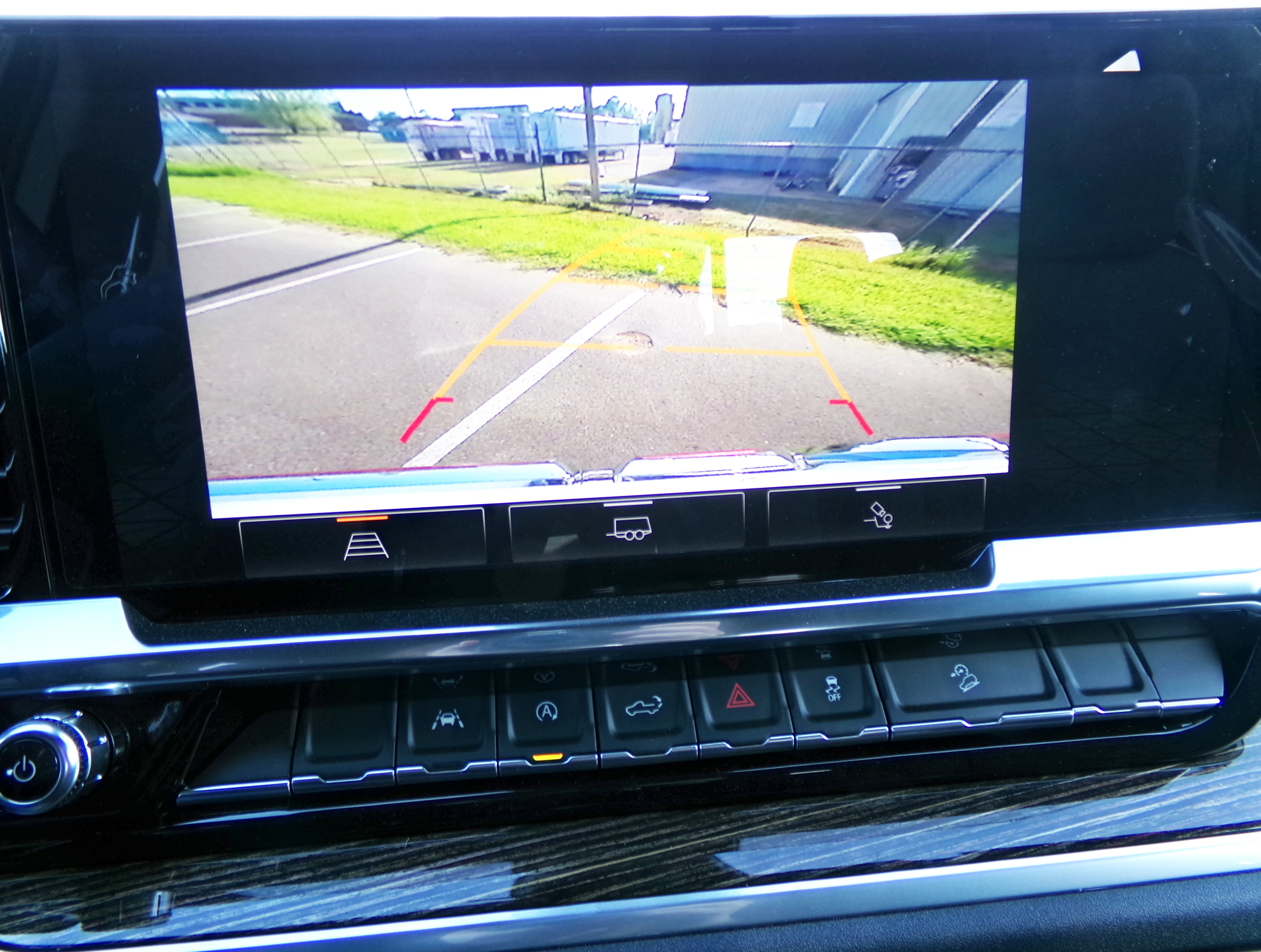 New 2026 GMC Sierra 1500 SLE image 10