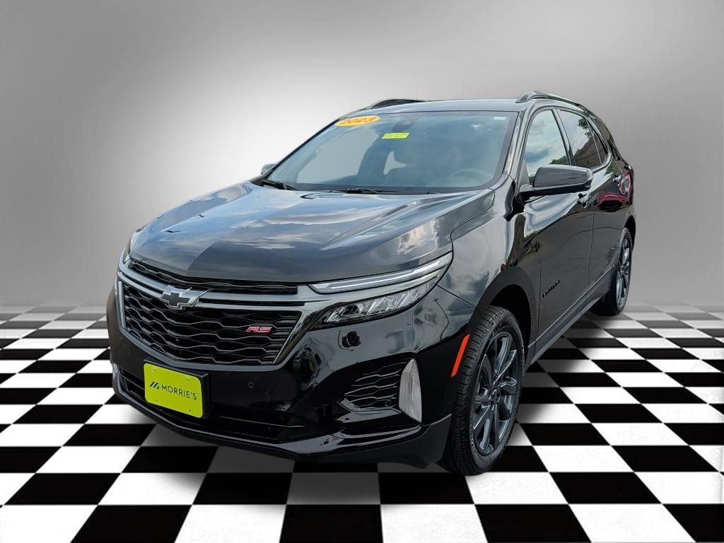 Used 2023 Chevrolet Equinox RS AWD/4WD image 3