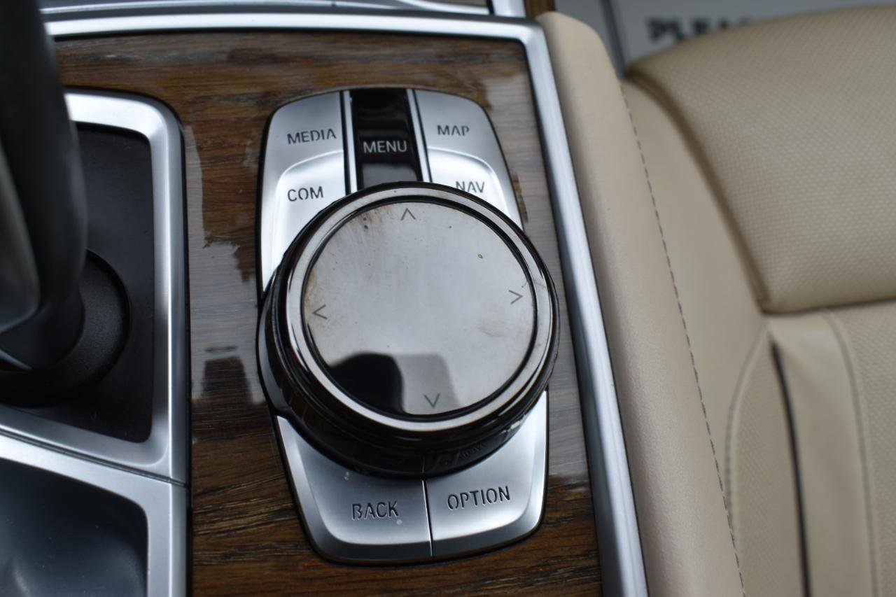 Used 2019 BMW 750i w/ Executive Package image 37