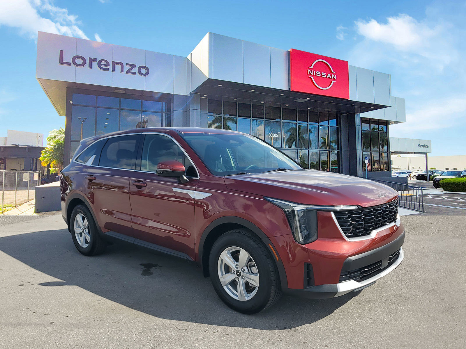Used 2024 Kia Sorento LX image 3