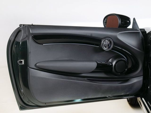 Used 2022 MINI Cooper John Cooper Works w/ Driver Assistance Package FWD image 27