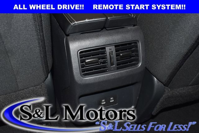 Used 2025 Nissan Rogue SV AWD/4WD image 31