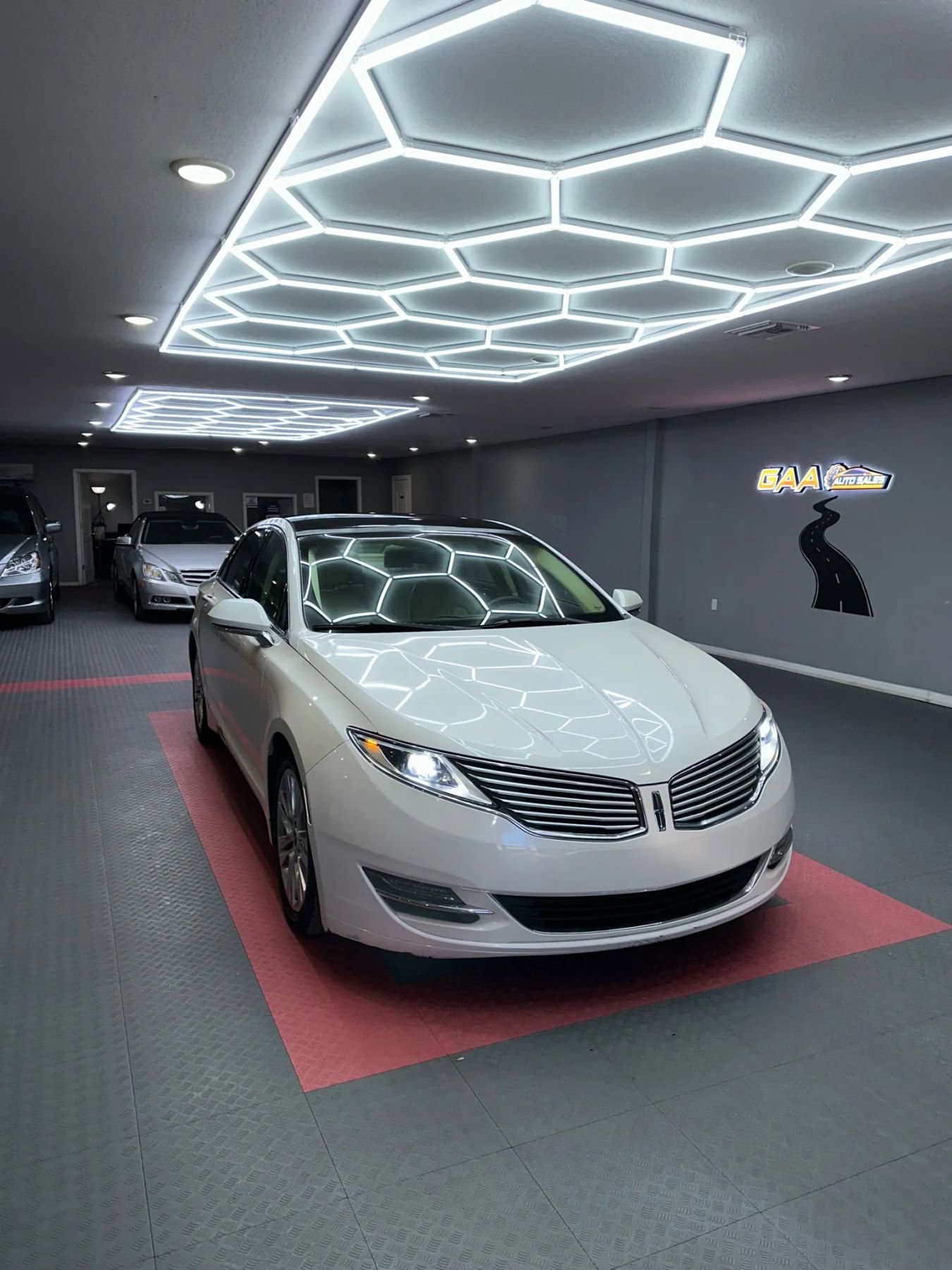 Used 2014 Lincoln MKZ w/ Equipment Group 101A Select video 1