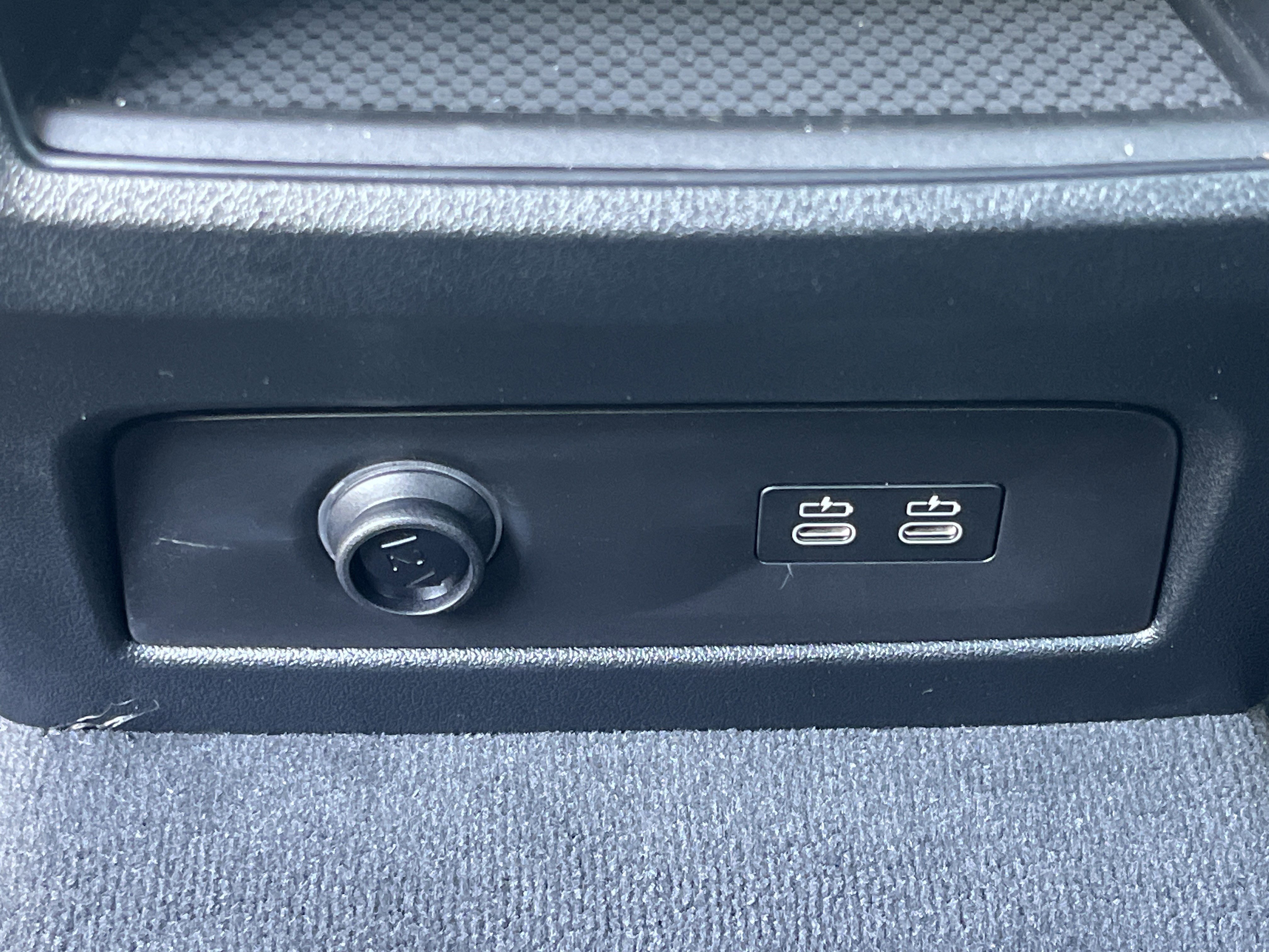 New 2026 BMW X5 xDrive40i w/ M Sport Package AWD/4WD image 22