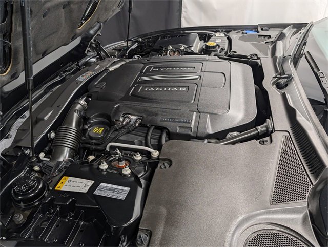 Used 2015 Jaguar XKR R image 31