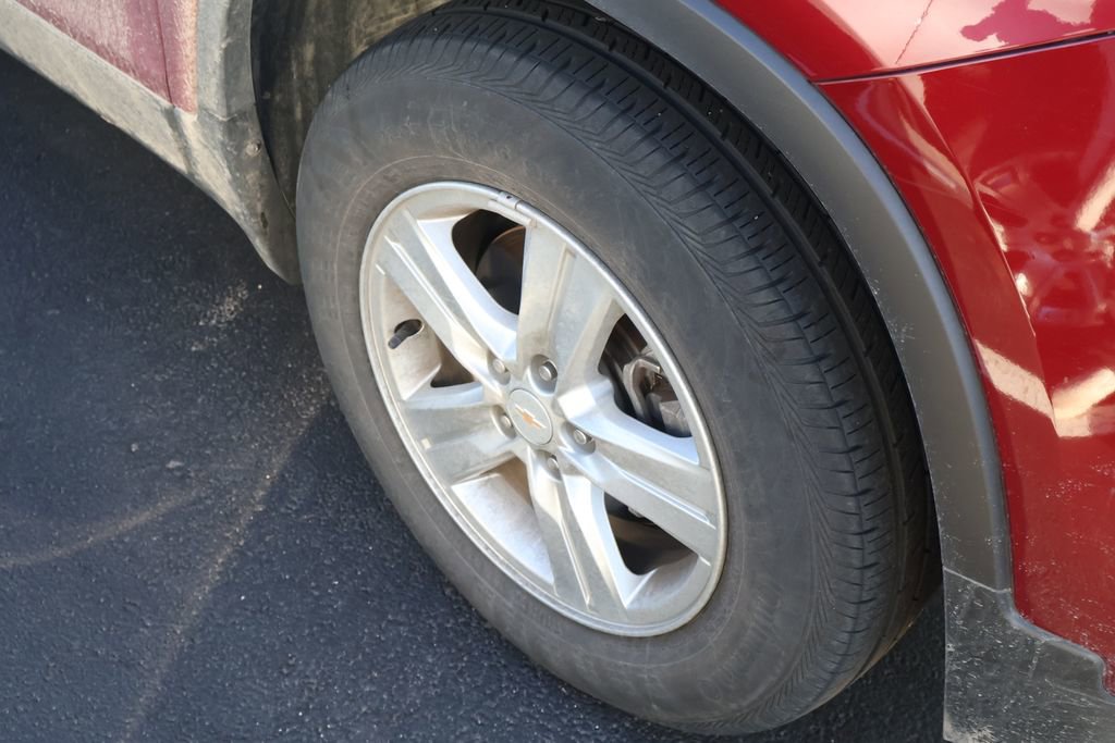 Used 2022 Chevrolet Trax LT w/ LT Convenience Package image 6